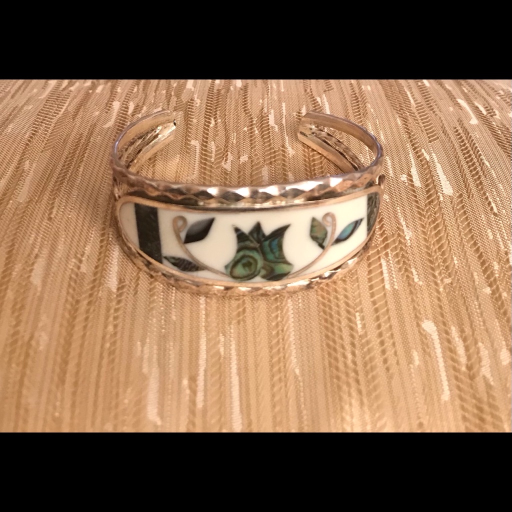 Sterling Cuff Bangle Stamped 55$